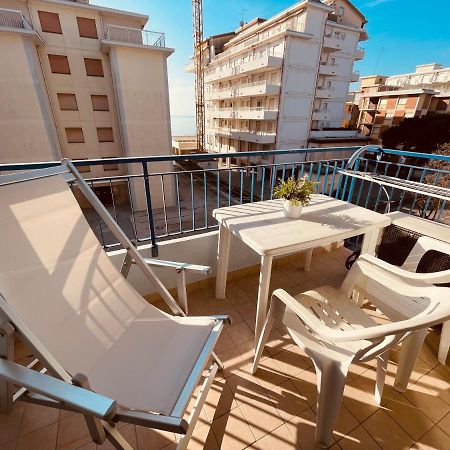 App4Rent Saturno 4 - Family Apartment, Wifi, Parking Лидо ди Йезоло Екстериор снимка
